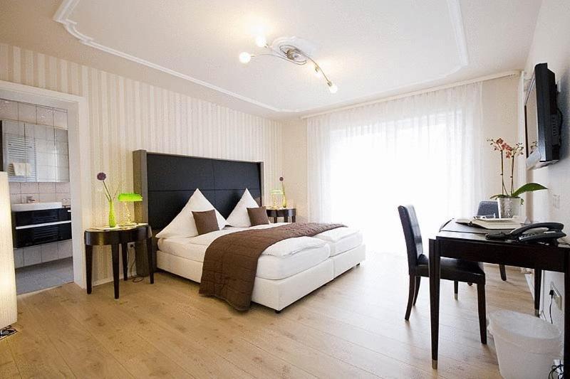 Hotel 'Zum Augarten' Speyer Ngoại thất bức ảnh